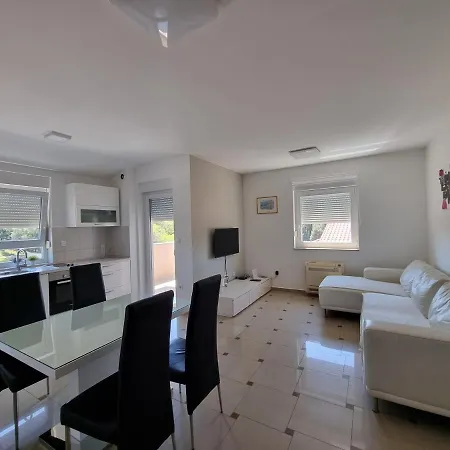 Apartment Matea Banjole